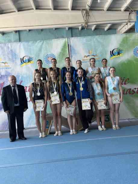 Спортсмени з Шостки здобули нагороди на чемпіонаті України зі стрибків на акробатичній доріжці