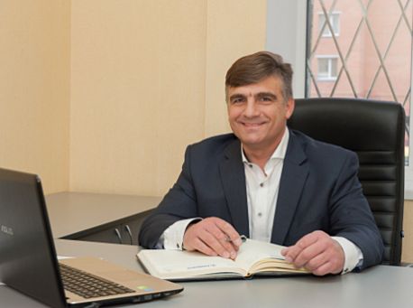 У Сумах дитячий майданчик ремонтуватиме фірма, пов&rsquo;язана із депутатом