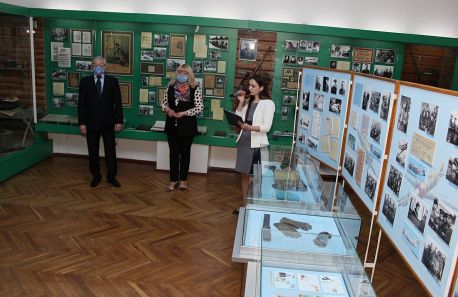 У Сумському краєзнавчому музеї презентували виставку, присвячену Івану Кожедубу