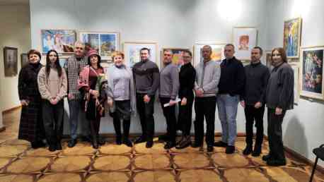 Дистанційка &ndash; не завада: у Сумах працює виставка робіт юних митців