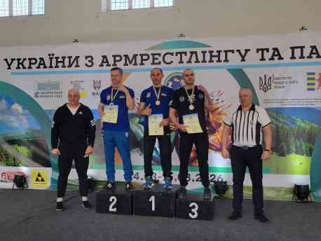 Тріумф на Закарпатті: армрестлери Сумщини вибороли 18 медалей чемпіонату України