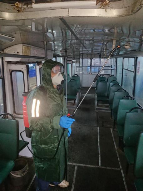 Меру Сум показали, як дезінфікують комунальний транспорт