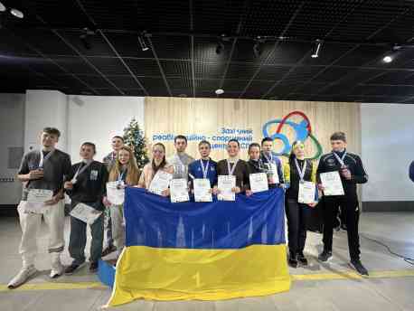 Сумські біатлоністи &ndash; з естафетними медалями чемпіонату України