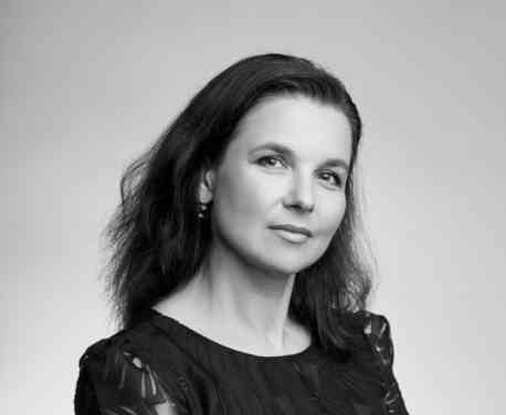 Внаслідок ракетного удару в Сумах загинула солістка філармонії Олена Когут