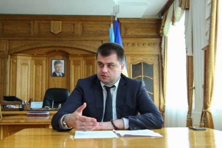 Дружина і син ексголови Сумської ОДА стали власниками маєтку у центрі Сум