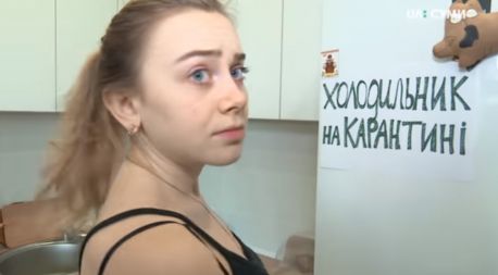 Як використовувати холодильник в якості тренажера придумала сумчанка (відео)