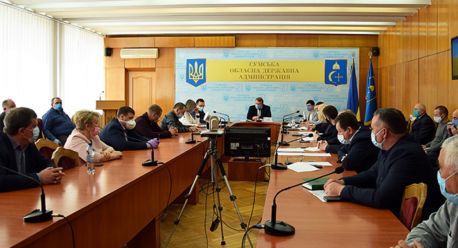 Голова Сумської облдержадміністрації зустрівся з аграріями області, тепер у масці