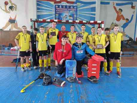 Шосткинські хокеїсти виграли &laquo;срібло&raquo; чемпіонату України