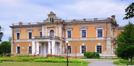 Де на Сумщині розташований неоренесансний палац (відео)