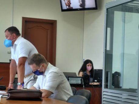 Сумський суд досліджує докази у справі про підроблення лікарняного заступником прокурора області