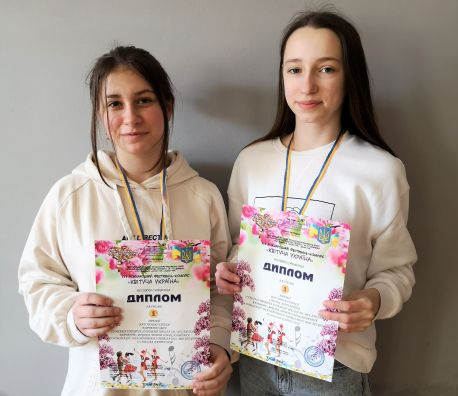 Юні художниці із Сум відзначились на дистанційному Міжнародному фестивалі-конкурсі