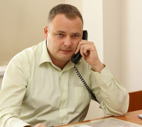 Що має і заробляє заступник головного податківця Сумщини &ndash; чоловік колишньої судді