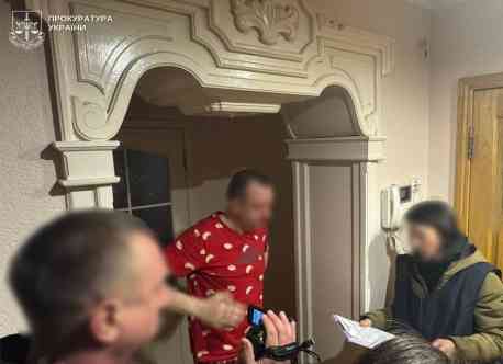 На Сумщині викрито шахрайську схему з продажу неіснуючих квадрокоптерів та автомобілей для військових